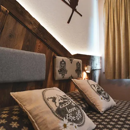 Hotel Chaberton Cesana Torinese Exterior photo