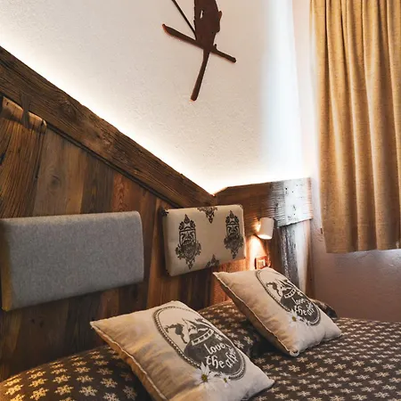 Hotel Chaberton Cesana Torinese Exterior photo